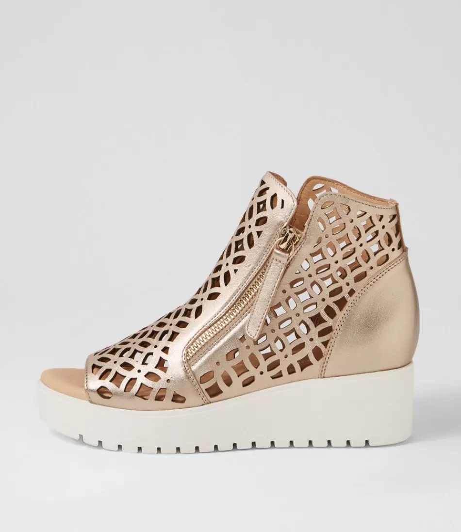 Women DJANGO & JULIETTE Wedges<Olizzi Champagne White Leather Sandals