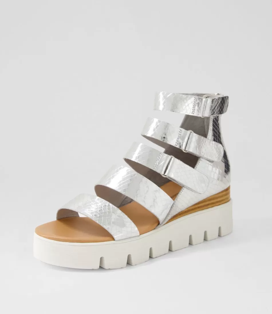 Women DJANGO & JULIETTE Wedges<Raafe Silver White Mirror Leather Sandals